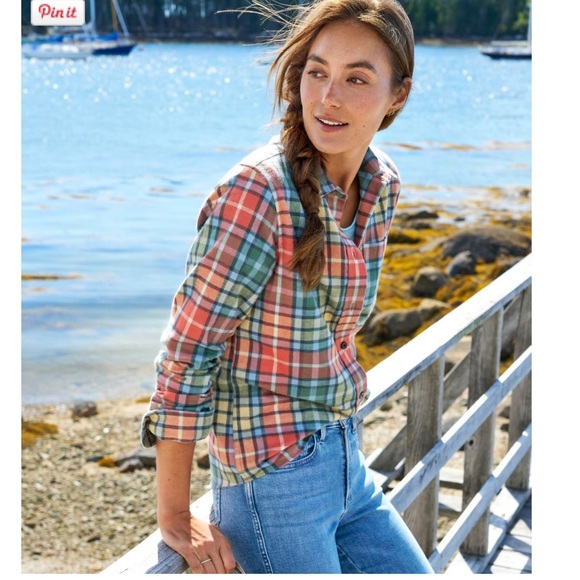 LL Bean Womens Red Plaid Relaxed Fit Flannel, Medium - Picture 2 of 3